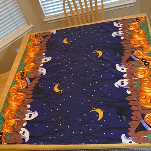 Halloween Jack O’Lantern Ghosts Black cats CottonTable Cloth Avon Home Fashions